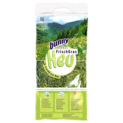 Bunny Nature FrischGras Heu. Envase con hierba fresca, ingredientes naturales e información sobre calidad y origen. Adecuado para pequeños animales.