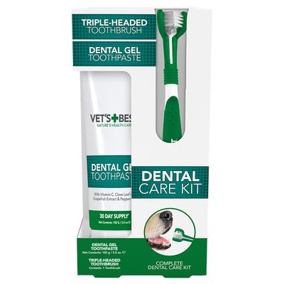 Vet's Best Dental Care Kit z trójgłową szczoteczką i żelem do zębów. Zawiera witaminę C, olejek z liści goździkowca, ekstrakt z grejpfruta i miętę. Zapas na 30 dni, 100 g żelu, 1 szczoteczka.