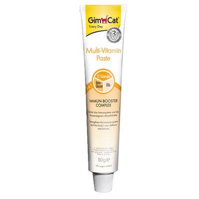 GimCat Multi-Vitamin Paste, tubo de 50 g. Texto visible: 12 Vitamins, Beta-Glucan, Oils, IMMUN-BOOSTER COMPLEX, No sugar added. Sello: VETERINARIAN RECOMMENDED.