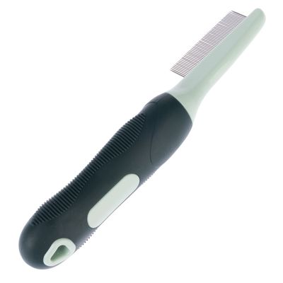 Finomfogú fésű ergonomikus nyéllel, fekete-fehér design.