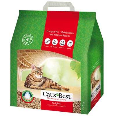 Cat's Best Original mačji pijesak, europski br. 1 od biljnih vlakana, grudajući, biorazgradiv, niska prašnost, učinkovit. Pakiranje prikazuje mačku i drvene granule.