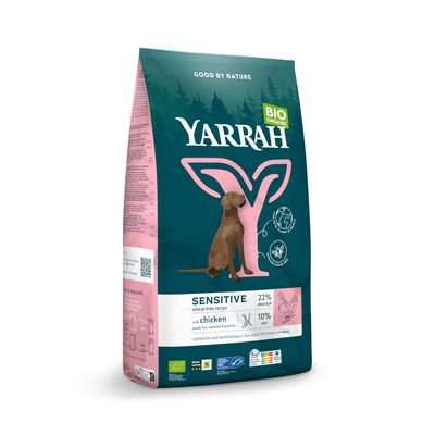 Yarrah Bio Sensitive kutyatáp, búzamentes, csirkével, 22% fehérje, 10% zsír. Tanúsítványok: EU-bio, állatkísérlet-mentes, teljes értékű kutyaeledel.