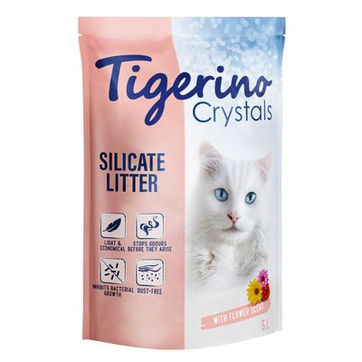 Tigerino Crystals Silicate Litter, 5L, mit Blumenduft. Leicht, sparsam, geruchshemmend, bakterienhemmend, staubfrei. Bild einer weißen Katze auf der Verpackung.