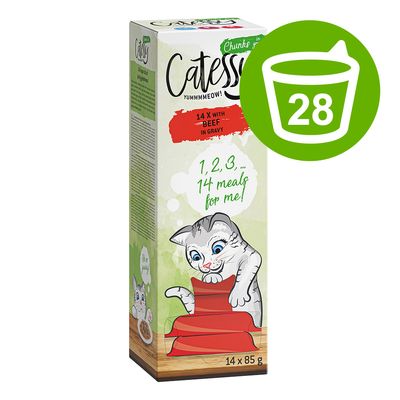 Catessy Chunks in Gravy, 14 x 85 g marhával. Macska illusztráció és szöveg: „1, 2, 3... 14 meals for me!” Zöld szimbólum 28-as számmal.