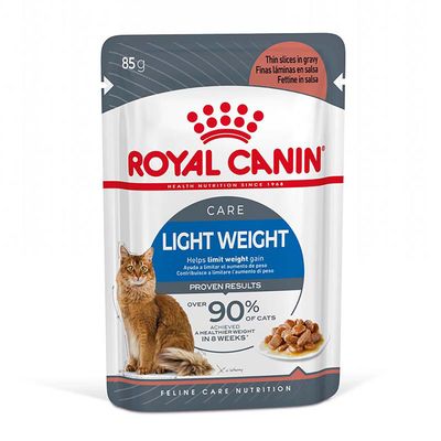 Royal Canin Light Weight macskaeledel, vékony szeletek pecsenyelében. Segít korlátozni a testsúlygyarapodást. 90% of cats achieved healthier weight in 8 weeks.