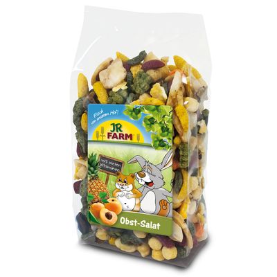 JR Farm Obst-Salat, świeże składniki z gospodarstwa, z wieloma witaminami. Opakowanie przedstawia królika i chomika obok owoców takich jak ananas i morela.
