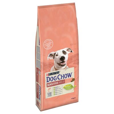 Purina Dog Chow Sensitive con salmón, 14 kg. Contiene Naturium para una digestión saludable. El envase muestra un perro feliz e información del producto.