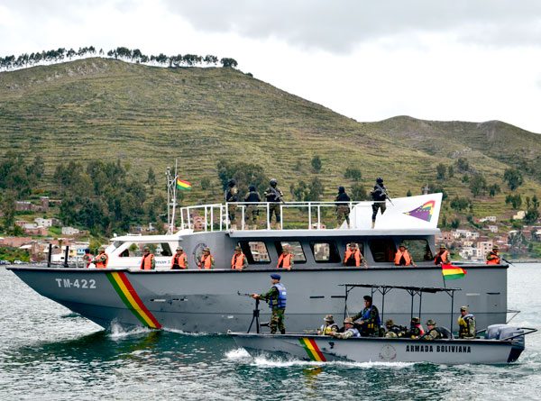 navy-boat