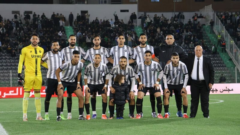 اتحاد وجدة يسقط الرجاء البيضاوي بالضربة القاضية…!!