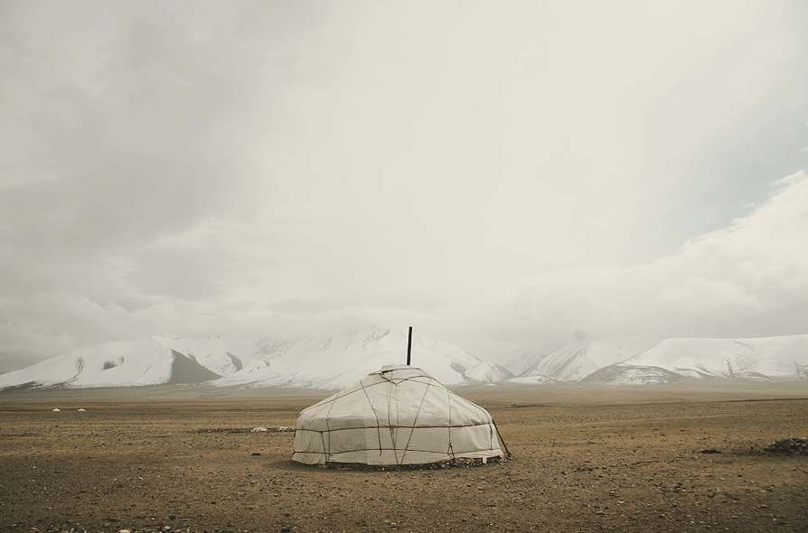 Between the villages of Olgi and Altai in Mongolia