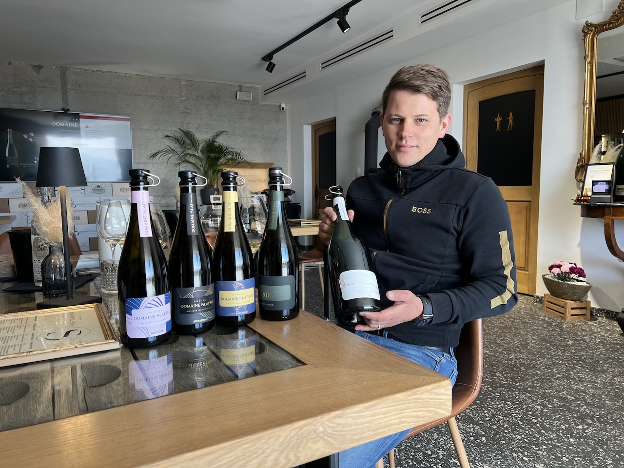 Andrej Slapšak en zijn Blanc de Blancs ©Bart de Vries
