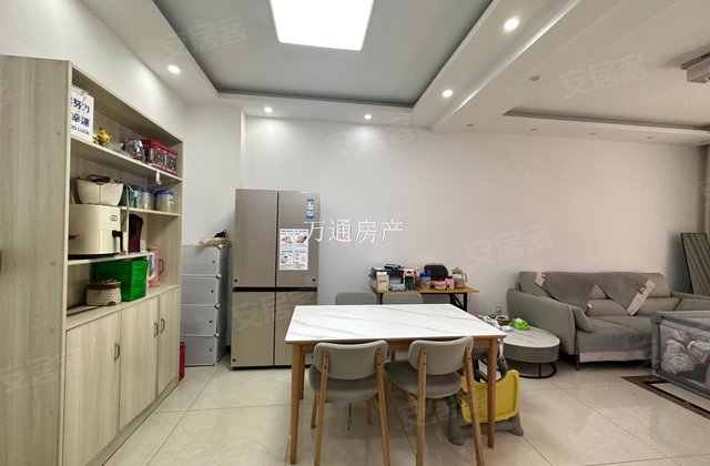万豪星河一品3室2厅106㎡53万二手房图片