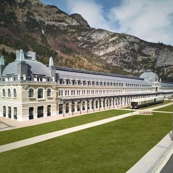 Canfranc Estación, a Royal Hideaway Hotel - Gran Lujo, hôtel à Canfranc-Estación