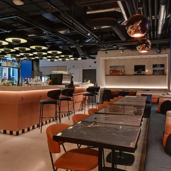 Tribe Paris Saint Ouen, hotel din Saint-Ouen