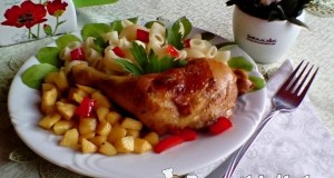 Vörösboros sült csirkecomb karamellizált birsalmával
