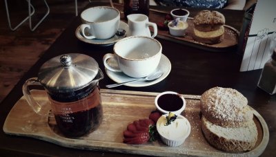 cream tea.jpg