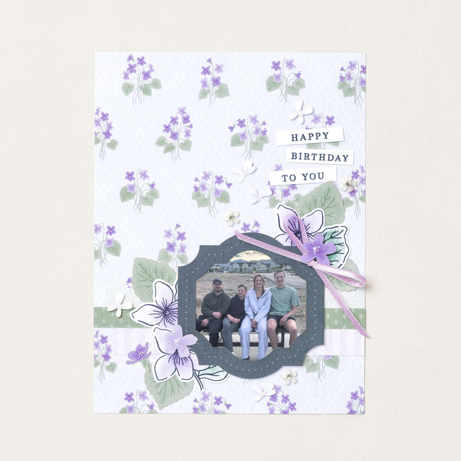SHIMMERING STRIPES 12" X 12" (30.5 X 30.5 CM) SPECIALTY PAPER