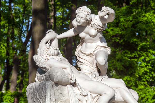 sculptures-of-the-summer-garden-in-st-petersburg