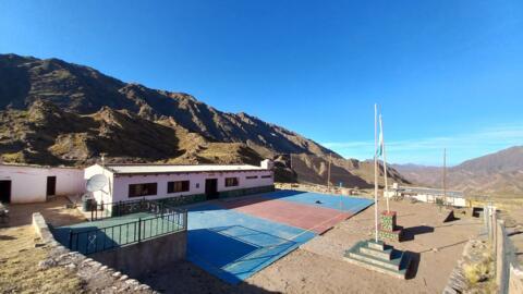 L'école n°175 de Las Vallas, perchée à plus de 3 000m d'altitude dans la cordillère des Andes.