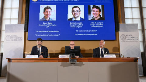 O prêmio Nobel de Química 2024 foi atribuído a David Baker, Demis Hassabis e John M. Jumper por seus trabalhos sobre a proteína. Estocolmo, 9/10/24.