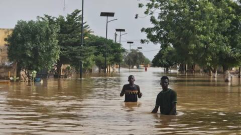 As águas dos rios Falémé e Senegal continuam a invadir as casas. Ballou, outubro de 2024.