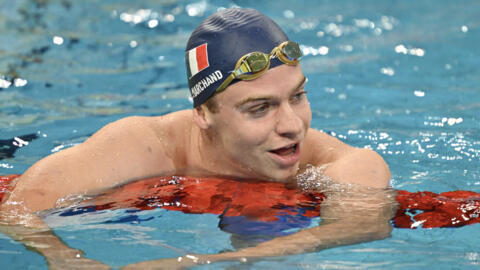 Léon Marchand après sa victoire en finale du 400m quatre nages lors de l'étape de Coupe du monde en petit bassin de Shanghai, le 20 octobre 2024.