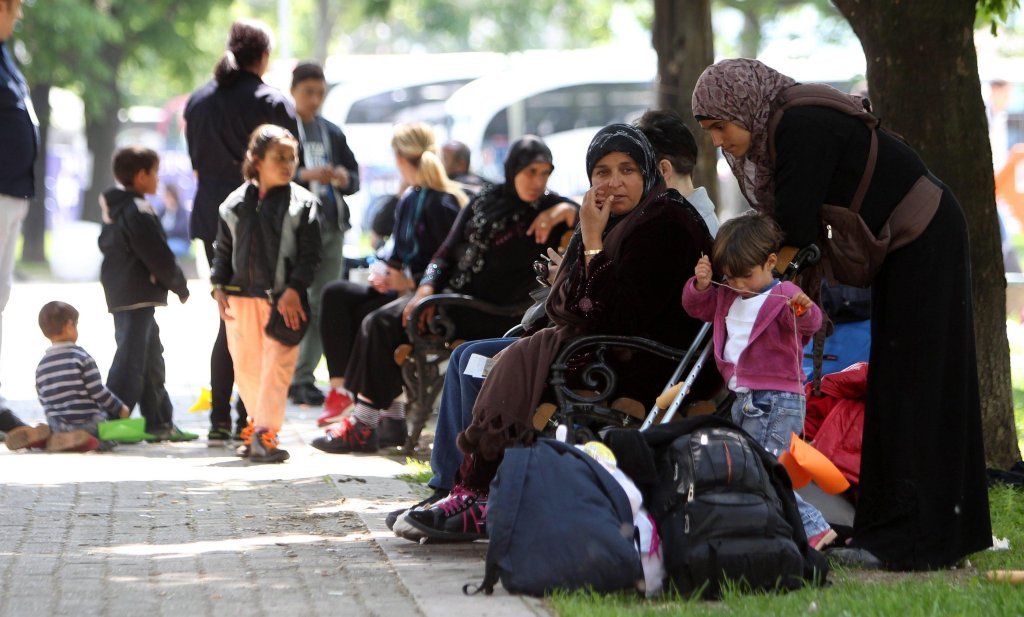 From file: Migrants on the Balkan route make a stop in the Serbian capital Belgrade | Photo : Koca Suljemanovic/EPA