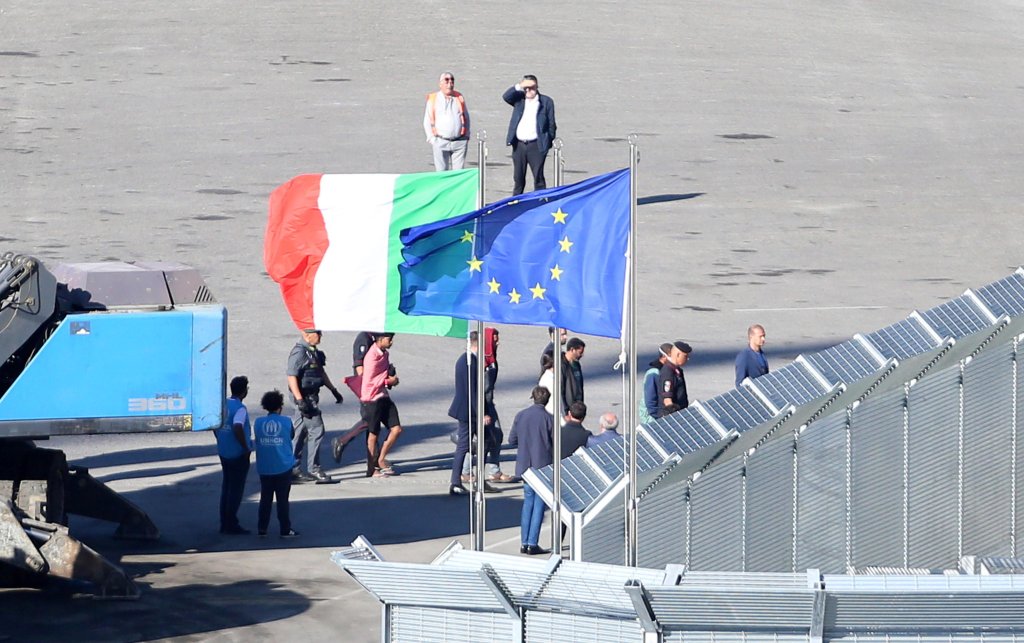 On Friday an Italian tribunal ruled that migrants taken to Albania under an Italian-Albanian deal should be returned to Italy | Photo: Malton Dibra / EPA