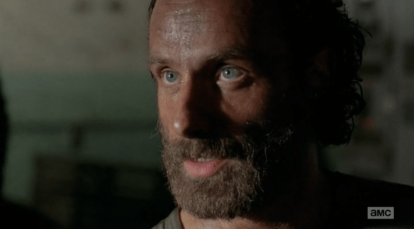 screenshot-2014-11-24-at-12-19-36-pm-5-things-you-might-have-missed-in-the-walking-dead-crossed