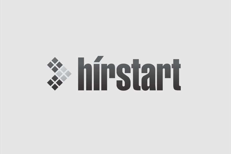 Hazaviszi Indiába a fiatal párját Joshi Bharat