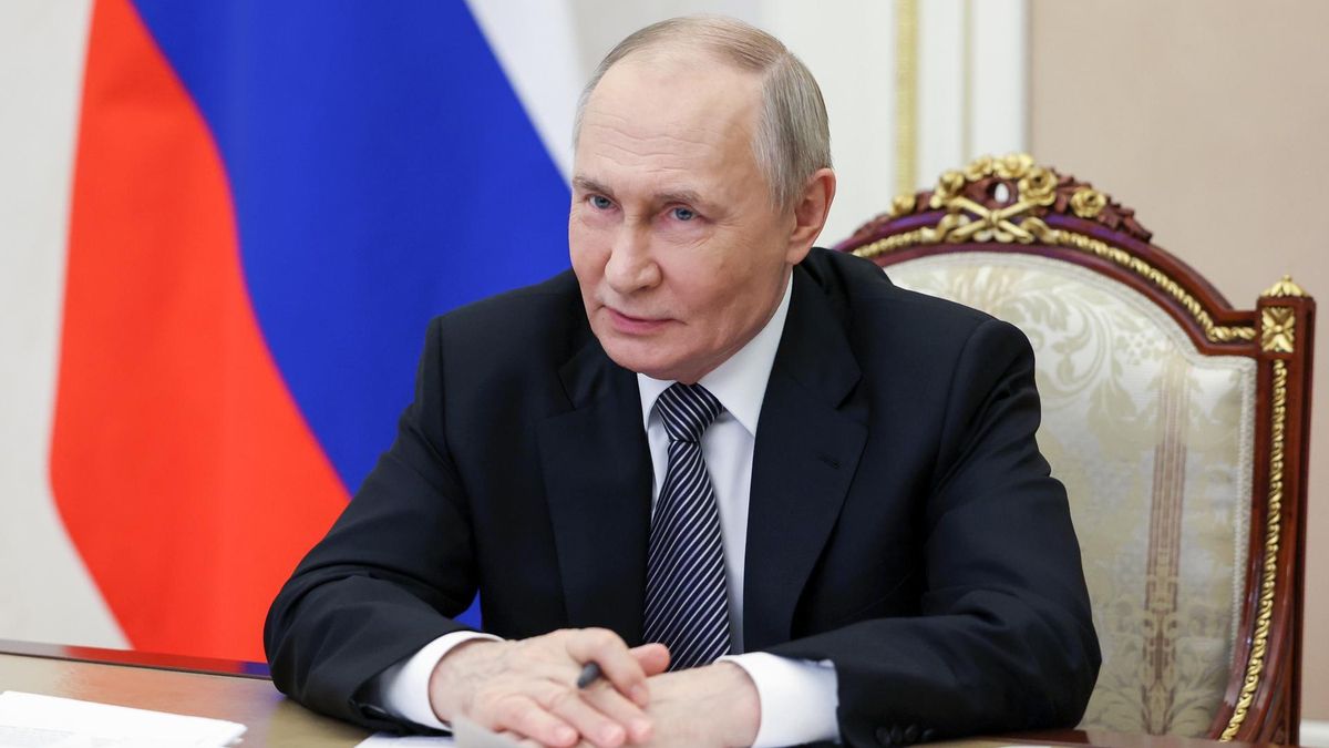 El presidente Vladímir Putin durante una reunión en Moscú, el 25 de marzo de 2025.