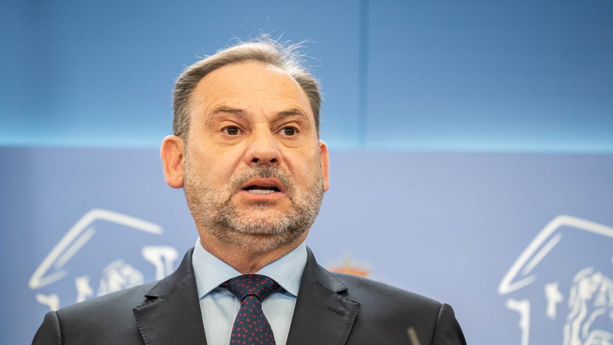 El exministro José Luis Ábalos, durante una rueda de prensa.