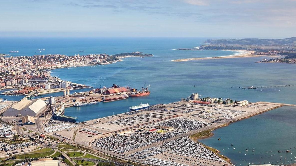 Imagen aérea del Puerto de Santander, donde se sitúa el depósito franco.