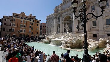 Laut den Bewertungen von Reisenden sind viele der Attraktionen, die in Europa auf der Bucket List stehen, zu wenig beeindruckend und zu überfüllt. 