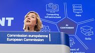 Henna Virkkunen, commissaire européenne chargée de la technologie, lors de la présentation du plan d'action pour le continent de l'IA. 