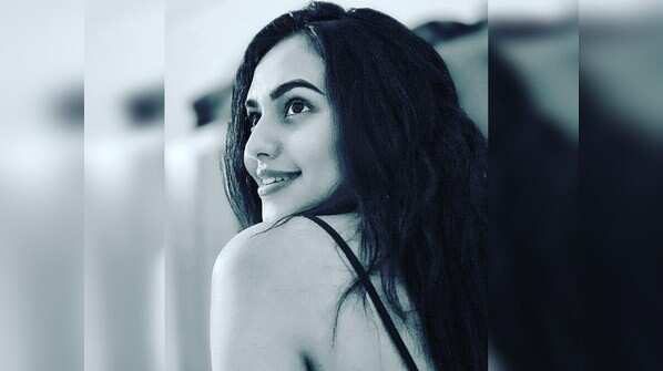 This self portrait of Nusraat Faria will surely melt your heart