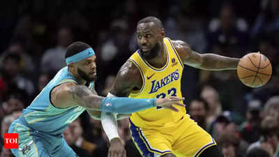 Will LeBron James play tonight against the Denver Nuggets? Latest update on the Los Angeles Lakers star's injury report (February 22, 2025)