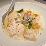 鶏そば 朱雀