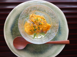 Japanese cuisine Yoshiatsu A2 - むきたての赤雲丹