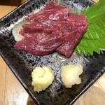 ばち巣鴨 - 馬肉の刺身