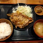 Teketeke Takadanoba Sakaedori Ten - 極みのしょうが焼き定食 890円(税込)(2023年12月20日撮影)