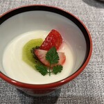 ALMOND BLOSSOM TOKYO CHINESE RESTAURANT - 