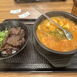 カルビ丼とスン豆腐専門店 韓丼 - 