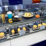 銀座ベーカリー - 13時前に伺いましたが、カステラビスケットは残り僅かでした