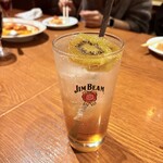 Omotesando Bar El Vuelo - ピクルスがアクセントになって美味しいお酒でした
