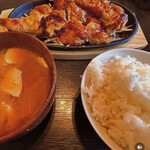 らくまる とり焼きの店 - 