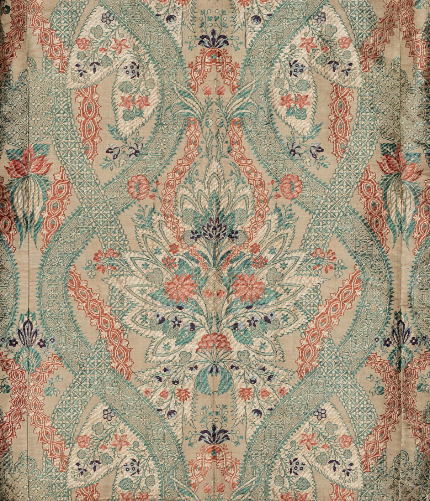 Petticoat worn by Lydia Hutchinson (American, 1717 to about 1745) American, English textile, Spitalfields 1720-1730, MFA Boston, 41.722a
