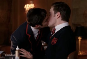 Glee Kurt/Blaine First Kiss