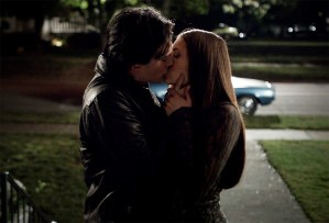 The Vampire Diaries Damon/Elena First Kiss