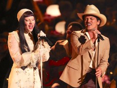 Grammys 2025: Lady Gaga and Bruno Mars Honor L.A. With an Emotional Cover of ‘California Dreamin” — Watch